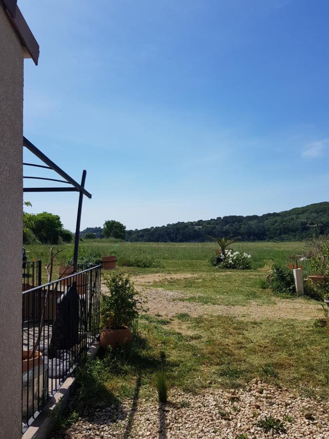 La Poussiniere Hotel Aigueze Bagian luar foto